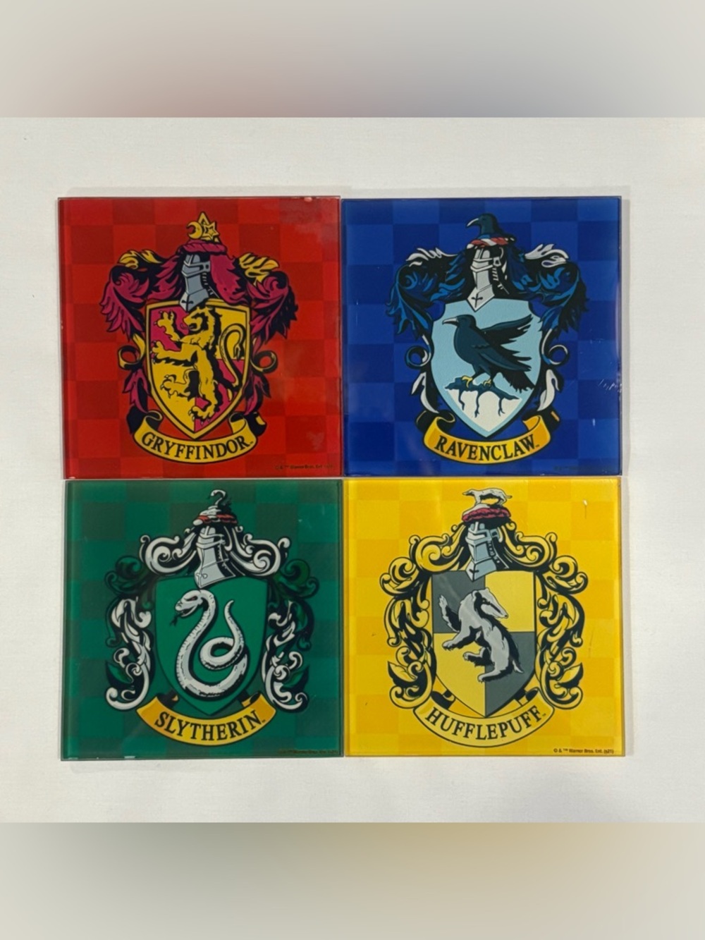 Official Warner Bros. Harry Potter Glass Coaster Set - 4 Hogwarts House Crests - Picture 1 of 6